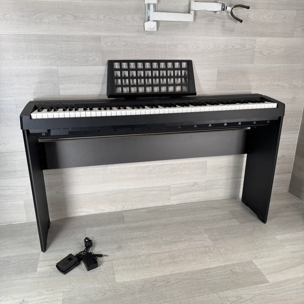 Used Yamaha S80 88-Key Keyboard 88-key