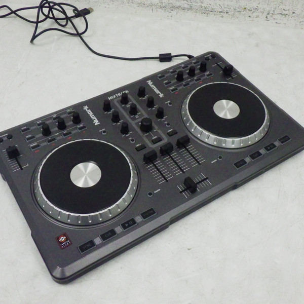 Used Numark TT100 DIRECT DRIVE TURNTABLE Turntable