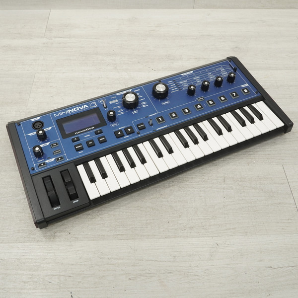 Used Casio XW-G1 61-Key Synthesizer 61-Key