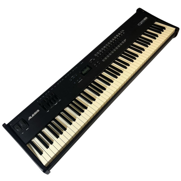 Used YAMAHA NP-30 PORTABLE GRAND