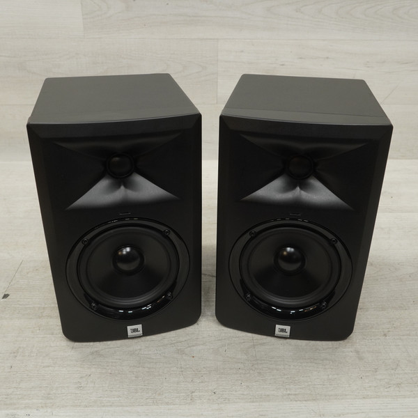 Used Yamaha MSP5 Studio Monitor Pair