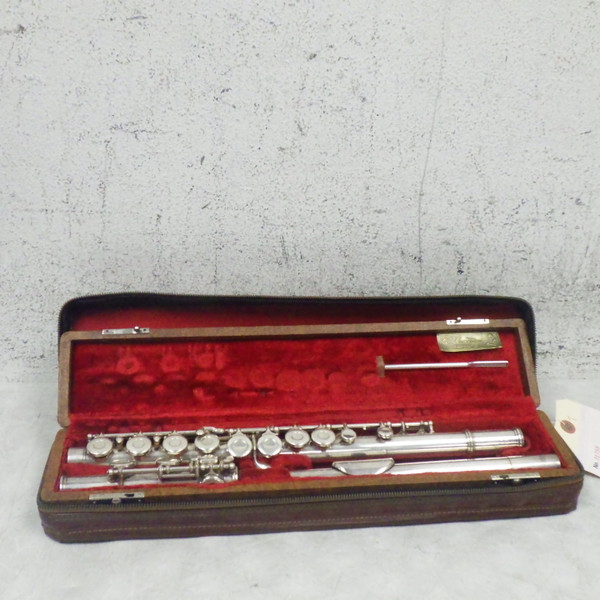 Used Yamaha 221 MIJ Student Flute