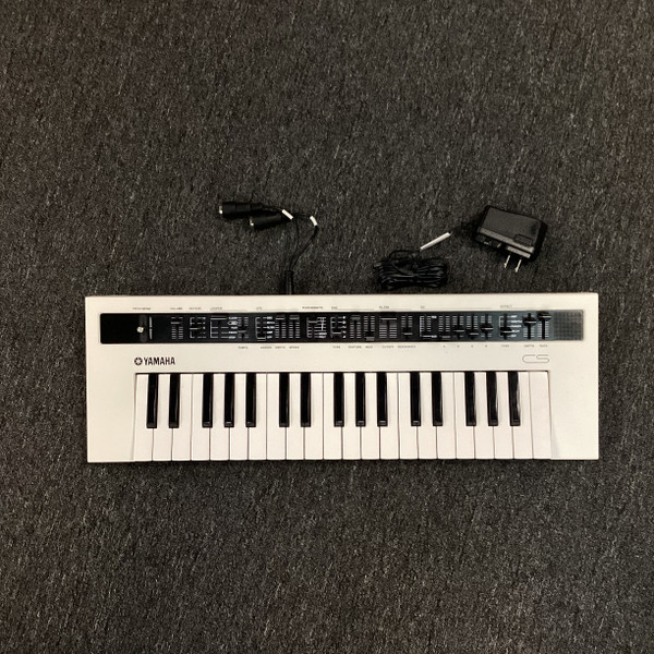 Used Yamaha AN200 Compact Synthesizer Compact