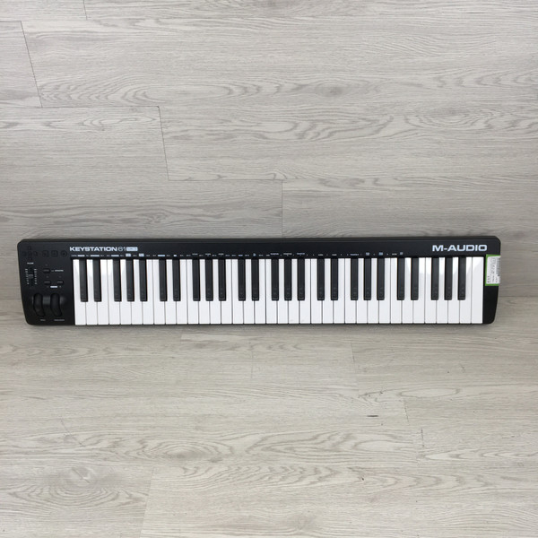 Used M-Audio KEYSTATION 61 MK3 61-Key Controller 61-Key