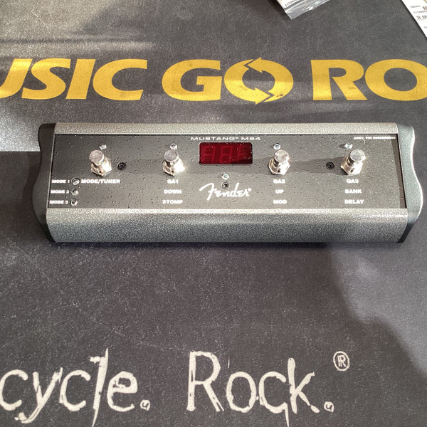 Used Fender MGT-4 FOOTSWITCH Switch Pedal