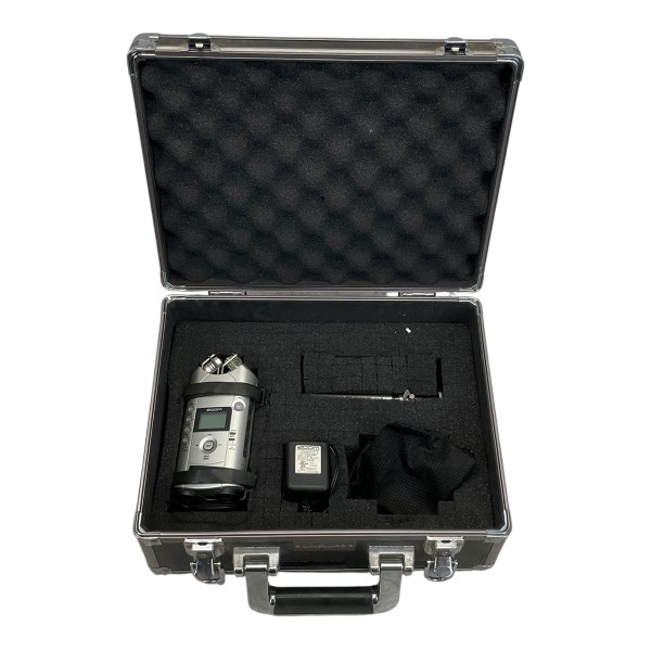 Used IZOTOPE SPIRE STUDIO PORTABLE Compact Recording Device