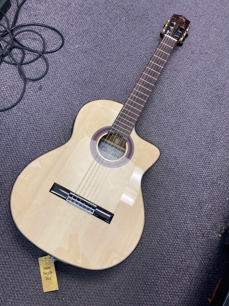 Used Fender GDC-200SCE A/E GUITAR MIK Solid Top Acoustic Guitar
