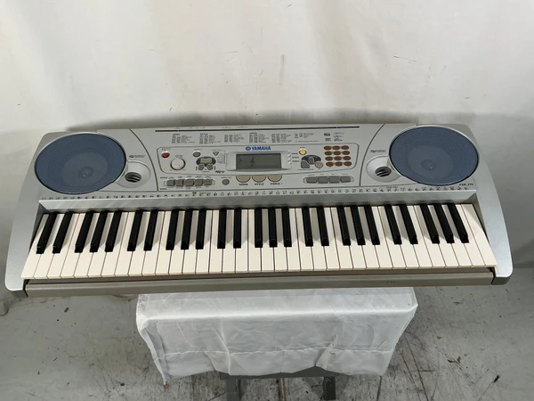 Used Yamaha PSR-275 61-Key Keyboard 61-Key