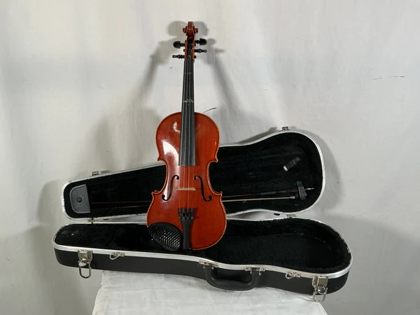 Used COPY OF ANTONIUS STRADIVARIUS Violin 4/4 Size