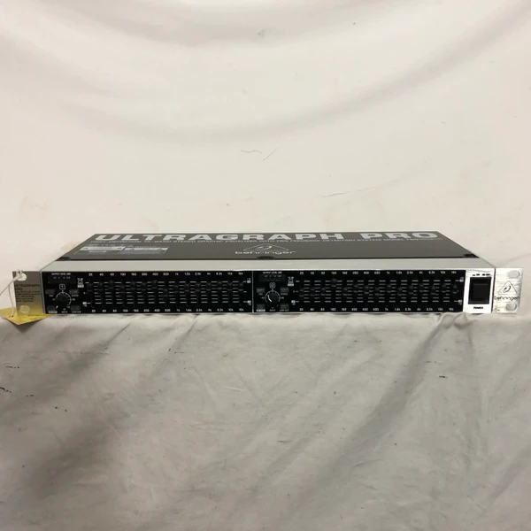 Used Behringer MULTICOM PRO MDX 4400 Rackmount Recording Device