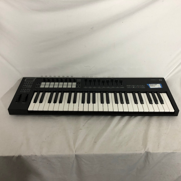 Used Novation LAUNCHKEY 49 MK3 49-Key Controller 49-Key