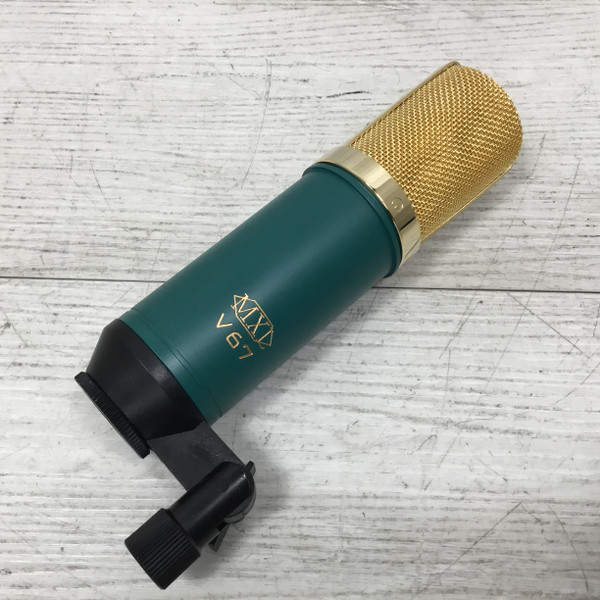 Used Blue SPARK ORANGE MIC W/SHOCKMOUNT Condenser Microphone