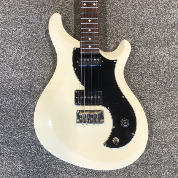 Used Yamaha SUPER COMBINATOR 1000 Electric Guitars Natural