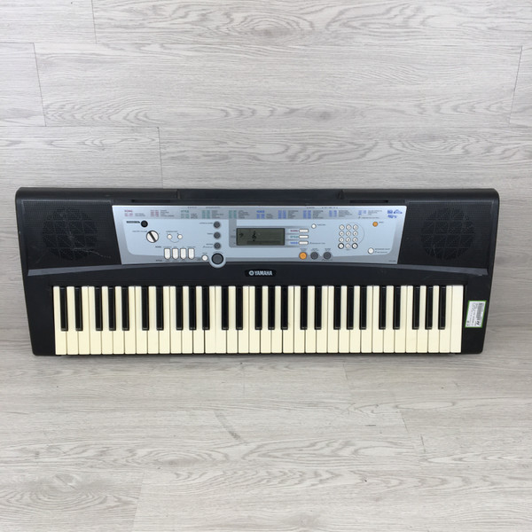 Used Yamaha PSR-510 61-key Keyboard