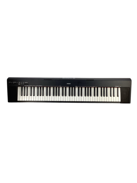 Used Yamaha DGX-230 76-Key Keyboard 76-key