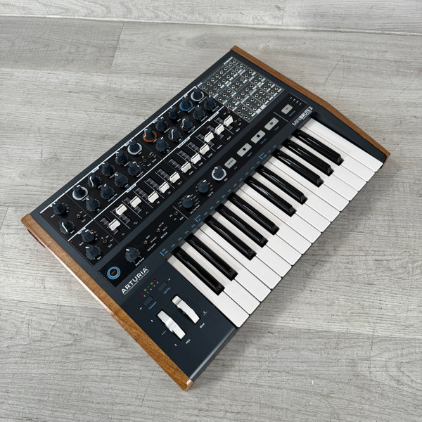 Used Korg MICRO X 25-Key Synthesizer 25-Key