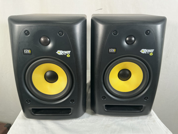 Used KRK ROKIT 8 G4 PAIR Powered Studio Monitor