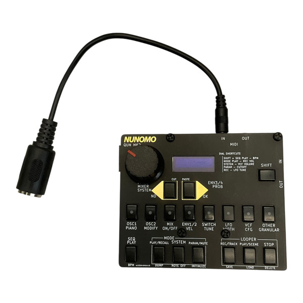 Used Roland J-6 Compact Synthesizer Compact