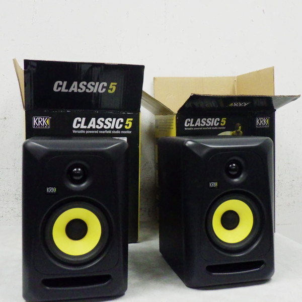 Used Yamaha MSP5 Studio Monitor Pair