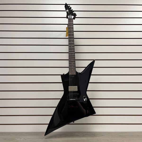 Used BC Rich Platinum Series Bich Electric Guitar - Red - Case