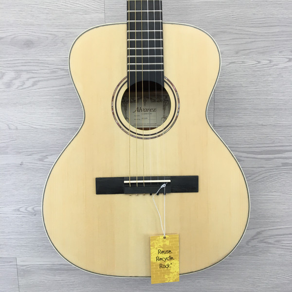 Used S. YAIRI YF-28 3TS Laminate Top Acoustic Guitar Sunburst