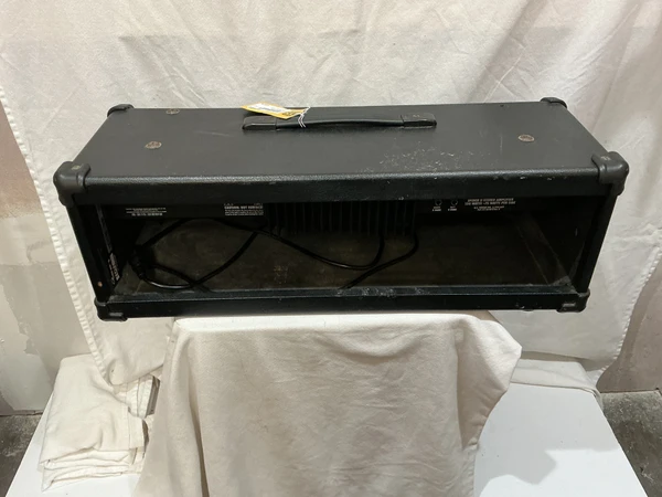 Used Ampeg B2-RE Solid State Rackmount Amplifier Head