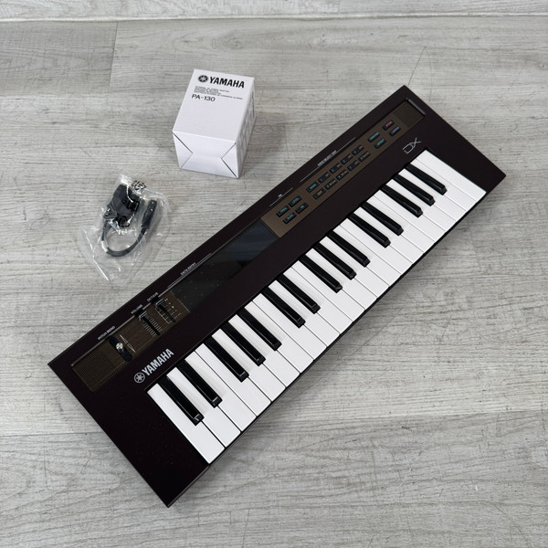 Used Yamaha REFACE CS Compact Synthesizer Compact