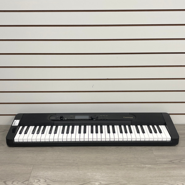 Used Yamaha PSR-510 KEYBOARD 61-Key Keyboard 61-Key