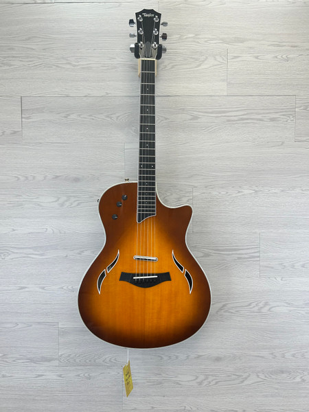 Used Eastman T484 Semi-Hollow Electric Guitar Sunburst 6-String