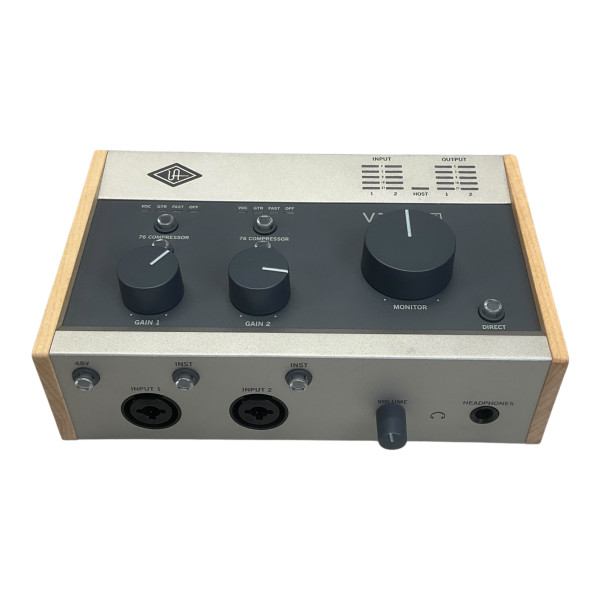 Used Zoom TAC-8 Computer Interface 8+ A/D Recording Inputs
