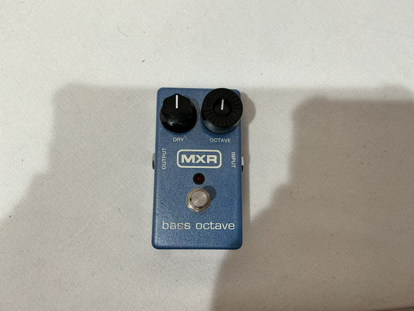 Used MXR BASS OCTAVE DELUXE Octave Pedal