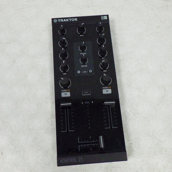 Used Behringer DX052 PRO MIXER DJ Mixer