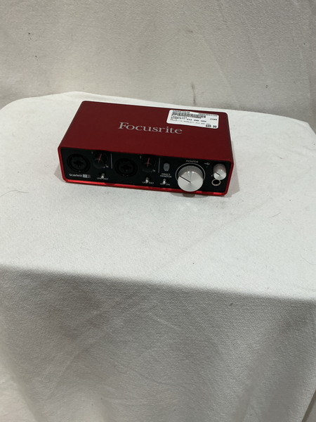Used Focusrite SCARLETT 2I2 2ND GEN Compact Recording Device