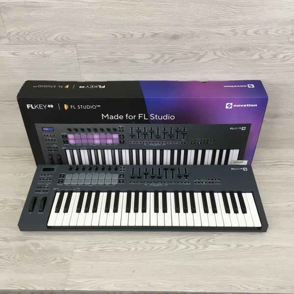 Used IK Multimedia IRIG KEYS I/O + CASE 49-Key Controller 49-Key