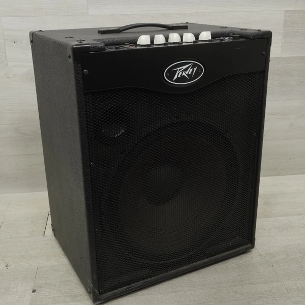 Used Fender BXR 100 Bass Amp