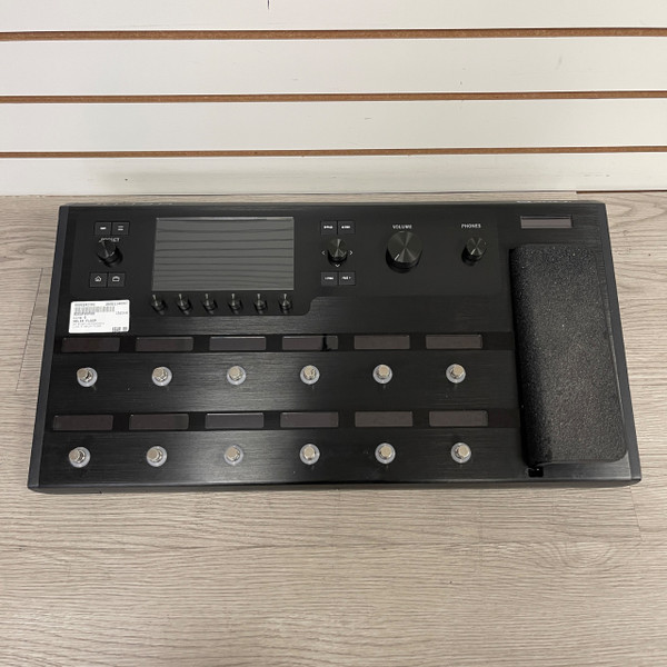 Used Line 6 HELIX LT W/BOX Floorboard Amp Modeling + FX