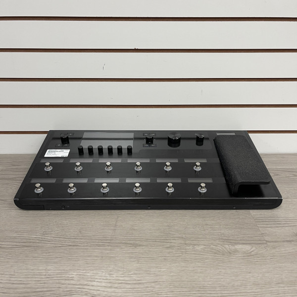 Used Line 6 HELIX FLOOR Floorboard Amp Modeling + FX