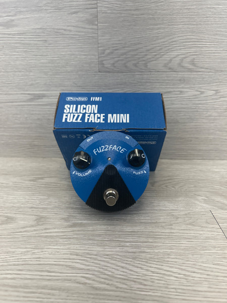 Used LOVEPEDAL KARL Guitar Fuzz Pedal