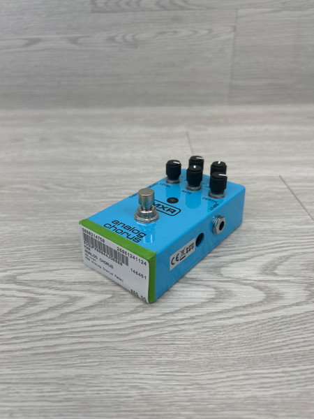 Used MXR ANALOG CHORUS Chorus Pedal