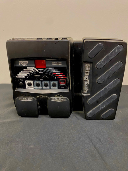 Used Voodoo Lab PEDAL POWER X4 W/AC NO CABLES Pedal Power Supply