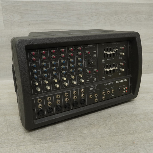 ぺいぺい Used Peavey XR684F Powered Mixing Head