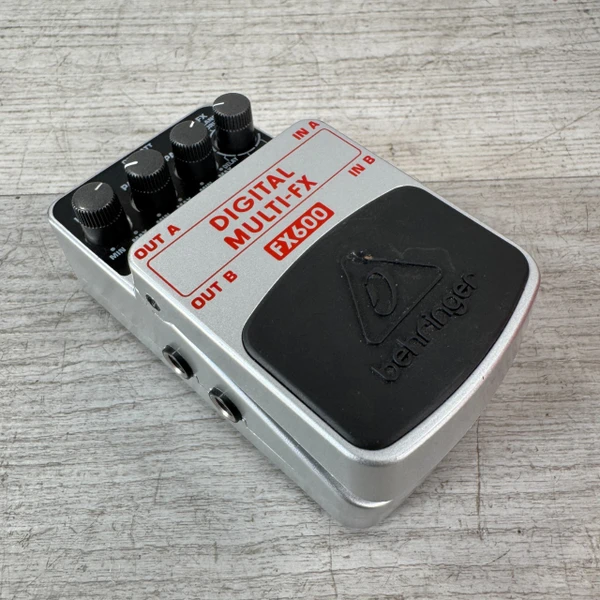 Used Digitech RP80 MODELING GUITAR PROCESSOR Multi-FX Pedal