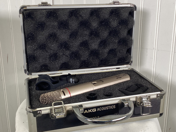 Used Shure SM62 Dynamic Microphone