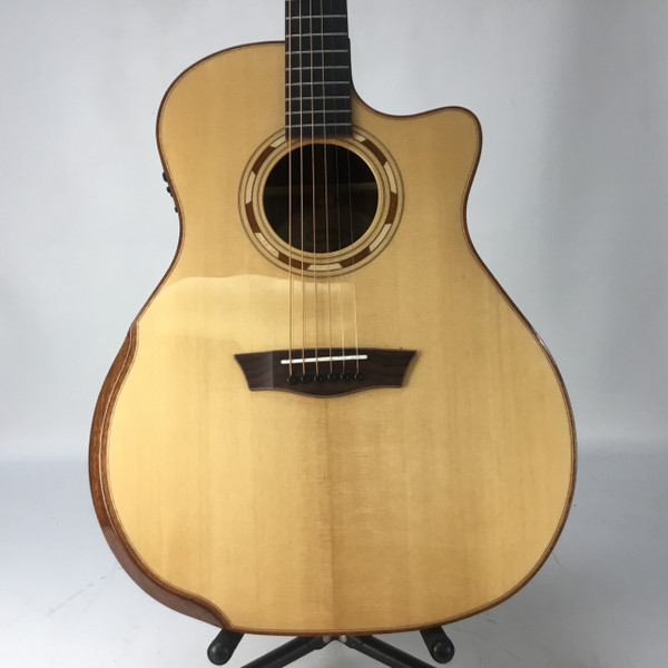 Used TAKAMINE TD-32 BS Acoustic Guitar