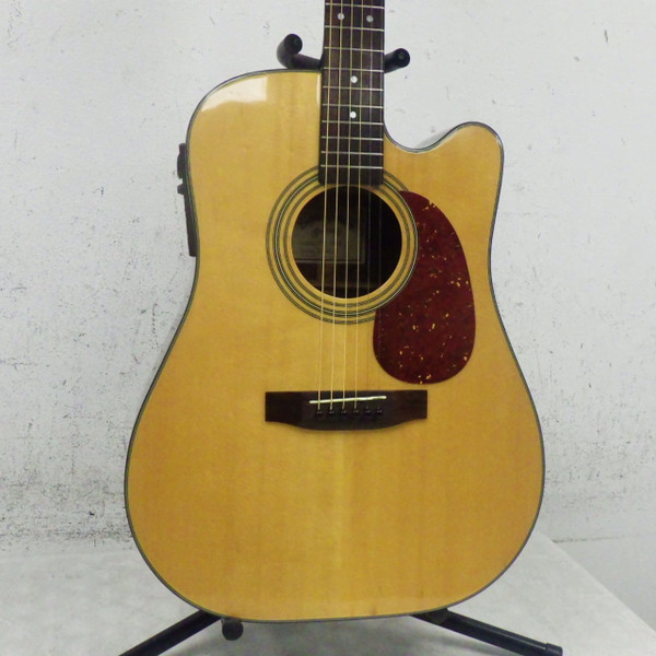 Used Samick GREG BENNETT OM-8CE Laminate Top Acoustic Guitar Natural