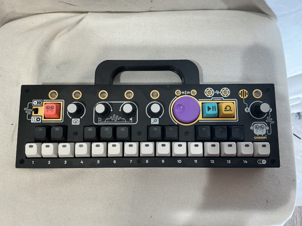 Used CHOMPI SAMPLER Compact Synthesizer Compact