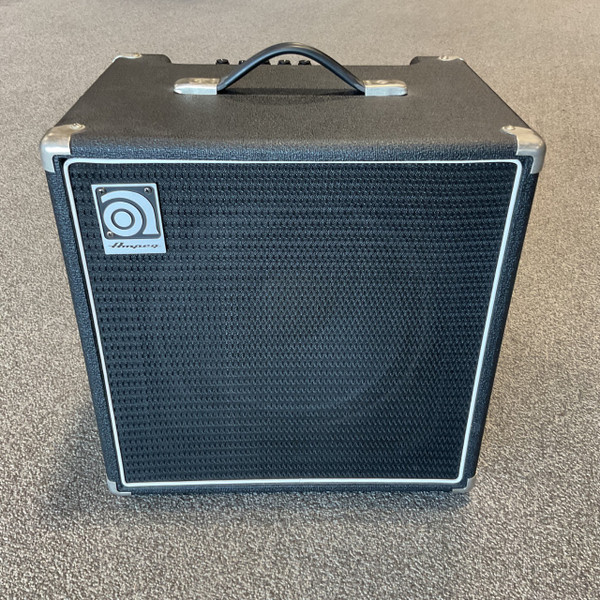 Used Gallien Krueger BACKLINE 600 Bass Amplifier