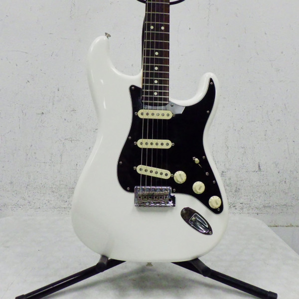 Used Fender 1999 American Standard Stratocaster Electric Guitar
