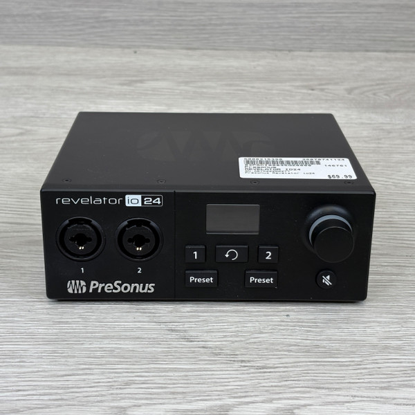 Used Focusrite SCARLETT 2I4 1ST GEN Computer Interface 2 A/D
