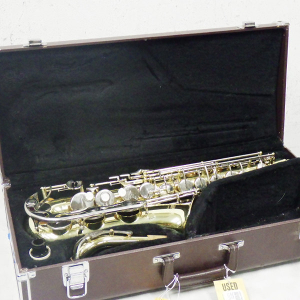 Used Yamaha YAS-26 Alto Saxophone